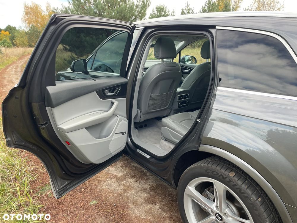 Audi Q7 3.0 TFSI Quattro Tiptr - 15