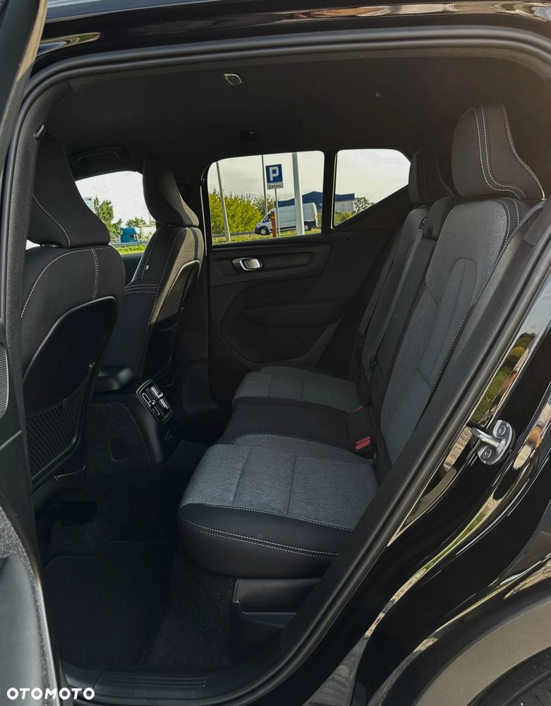 Volvo XC 40 T4 Recharge DKG Inscription Expression - 31
