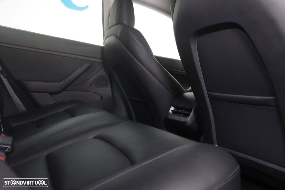 Tesla Model 3 Long-Range Dual Motor AWD - 15