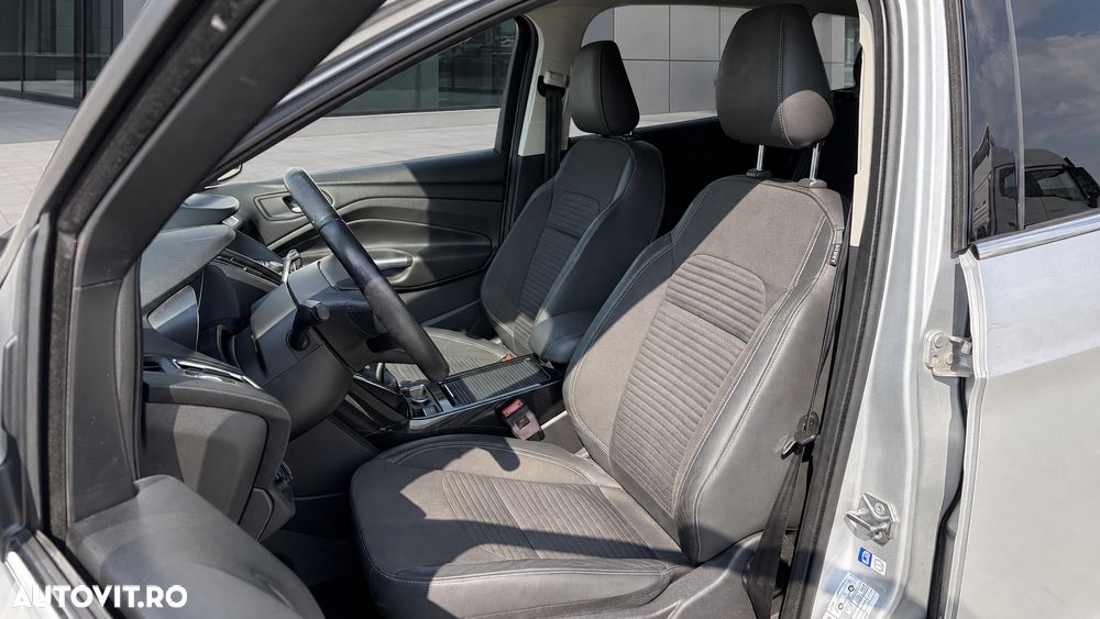 Ford Kuga 2.0 TDCi 4WD Titanium - 14