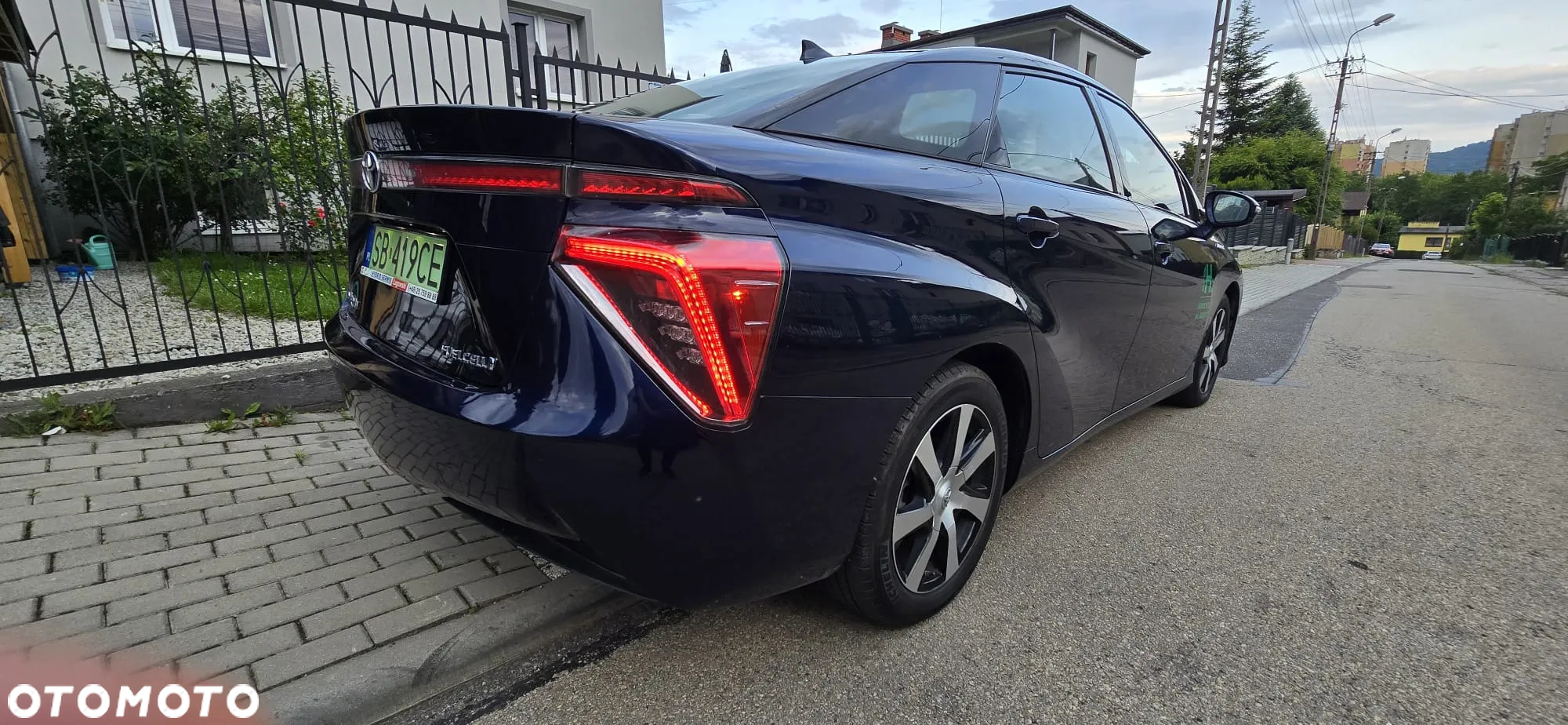 Toyota Mirai Standard - 25