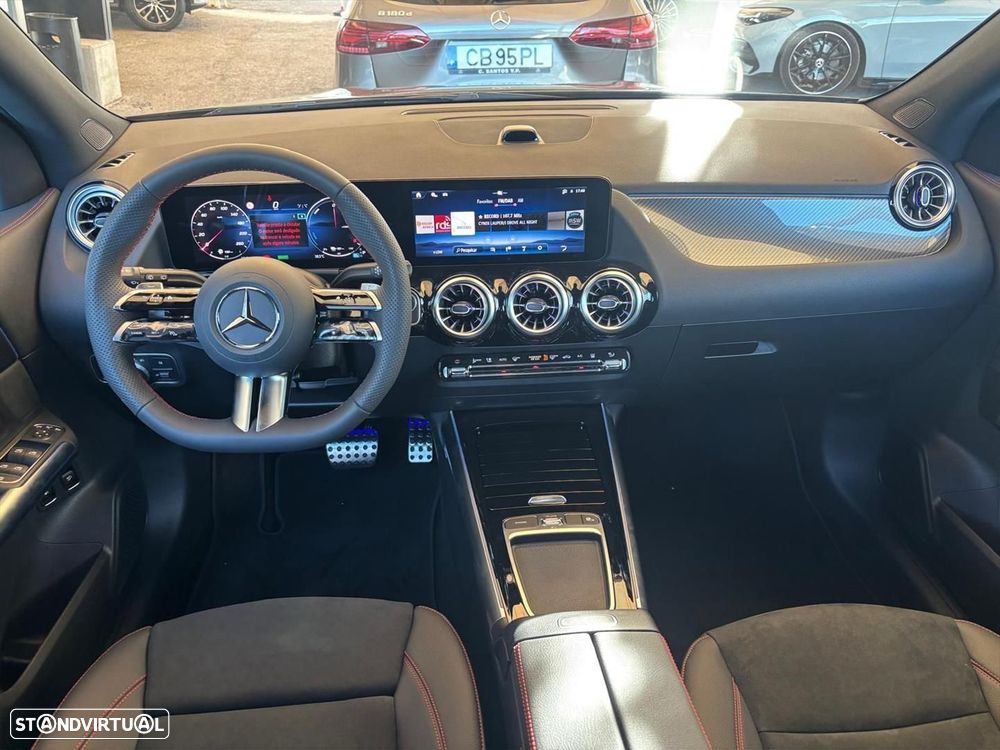 Mercedes-Benz GLA 250 e AMG Line - 13