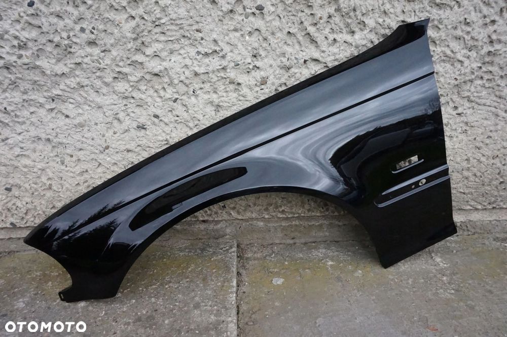 BŁOTNIK LEWY BMW E46 668/9 98/01r SCHWARZ - 1