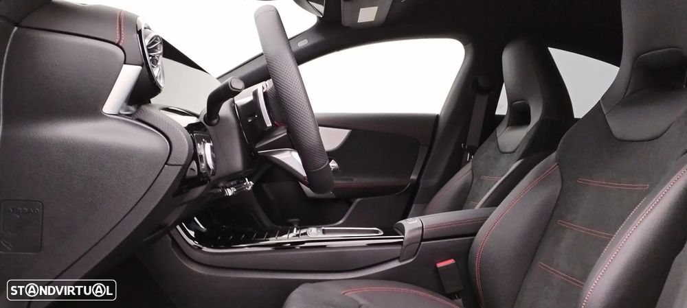 Mercedes-Benz CLA 200 d AMG Line Aut. - 28