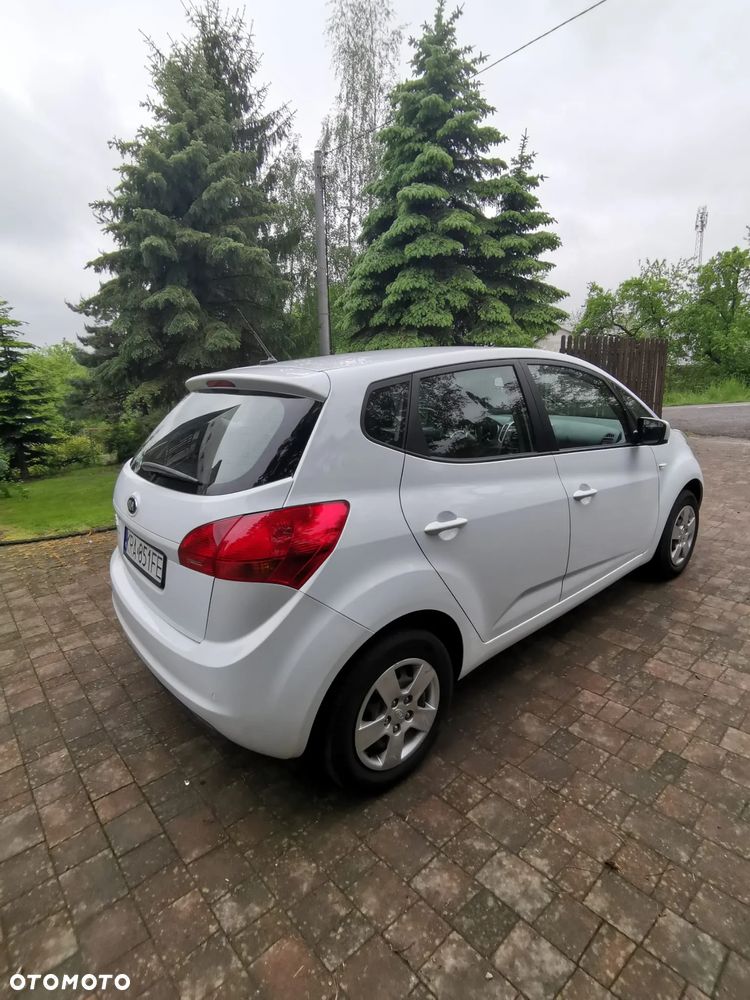 Kia Venga 1.4 CVVT Attract - 12