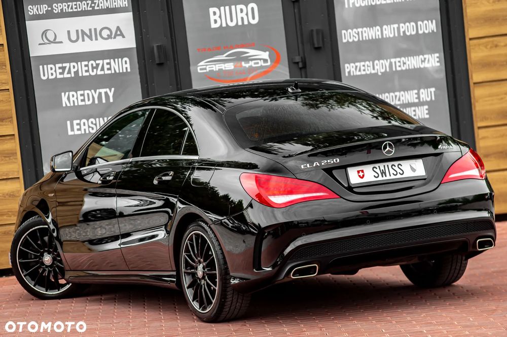 Mercedes-Benz CLA 250 4Matic 7G-DCT AMG Line - 11