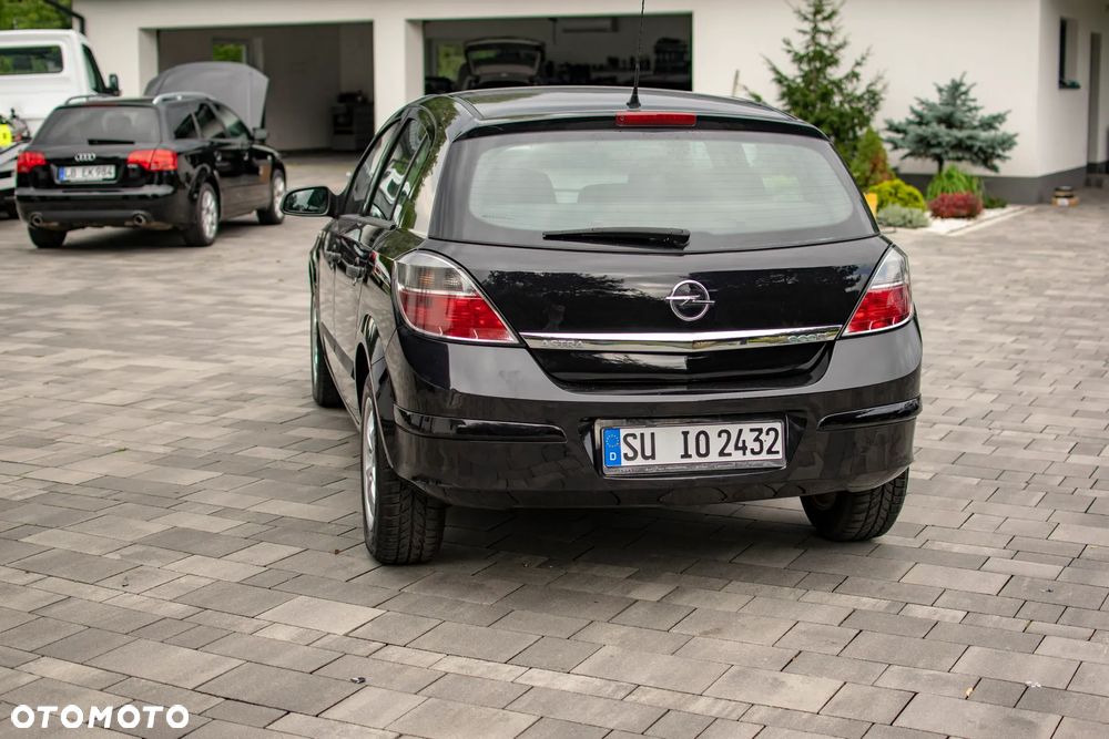 Opel Astra - 18