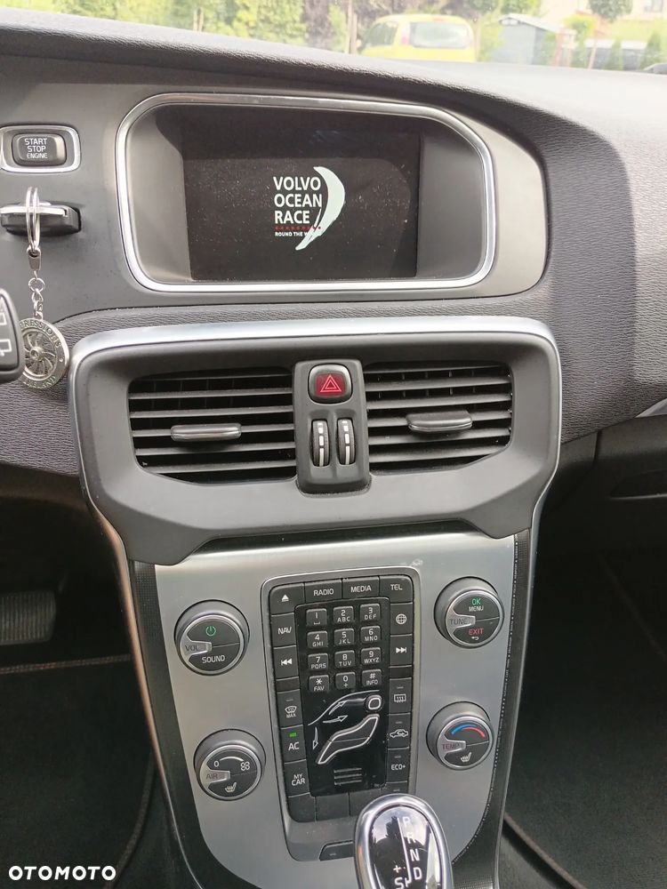 Volvo V40 - 13