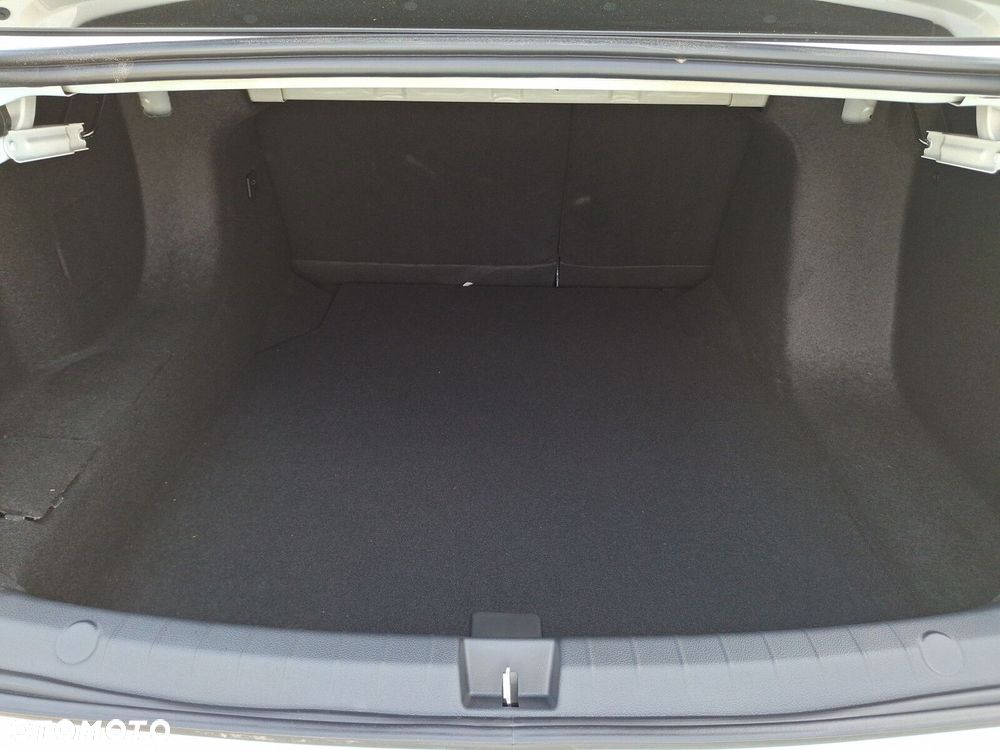 BYD Seal 5 - 18