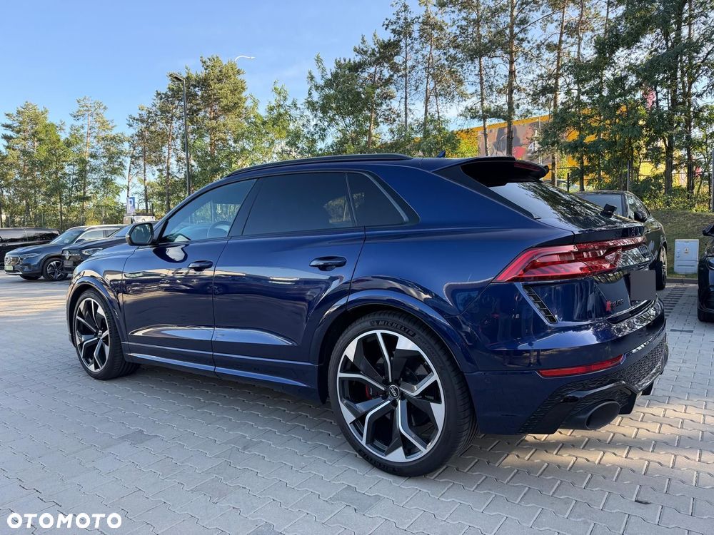 Audi RS Q8 - 3