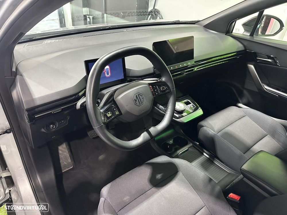 MG MG4 51 kWh Standard - 26