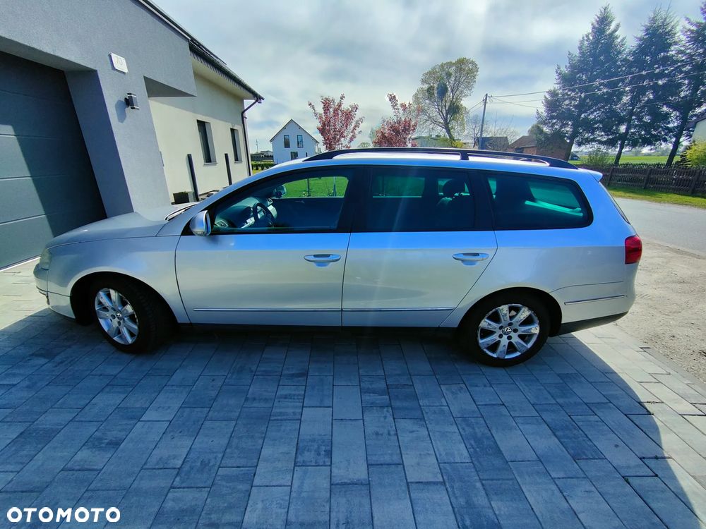 Volkswagen Passat - 5