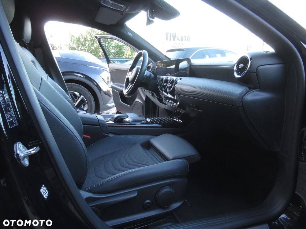 Mercedes-Benz Klasa A 200 Style 7G-DCT - 9