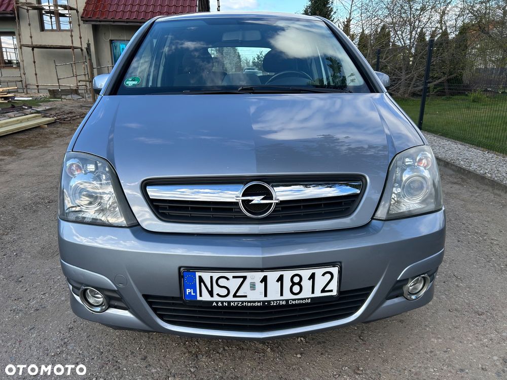 Opel Meriva 1.6 16V Cosmo - 2