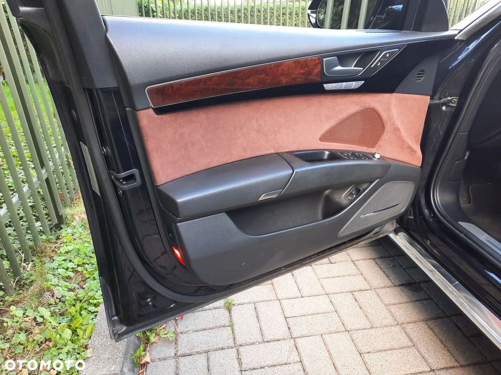 Audi A8 3.0 TFSI L Quattro - 25
