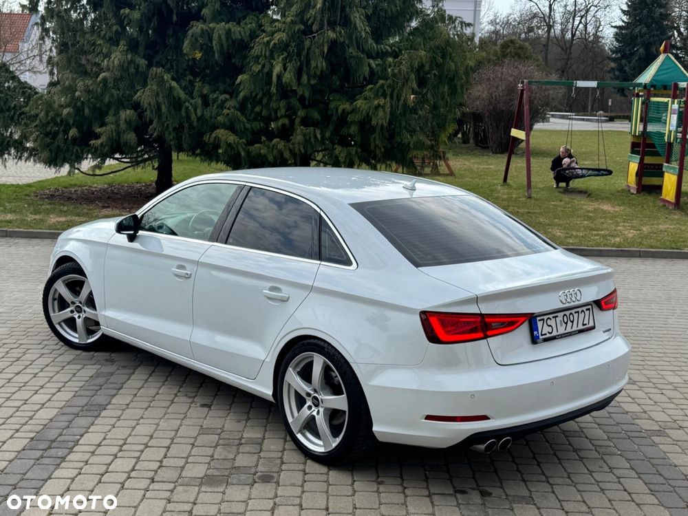 Audi A3 Sportback - 3