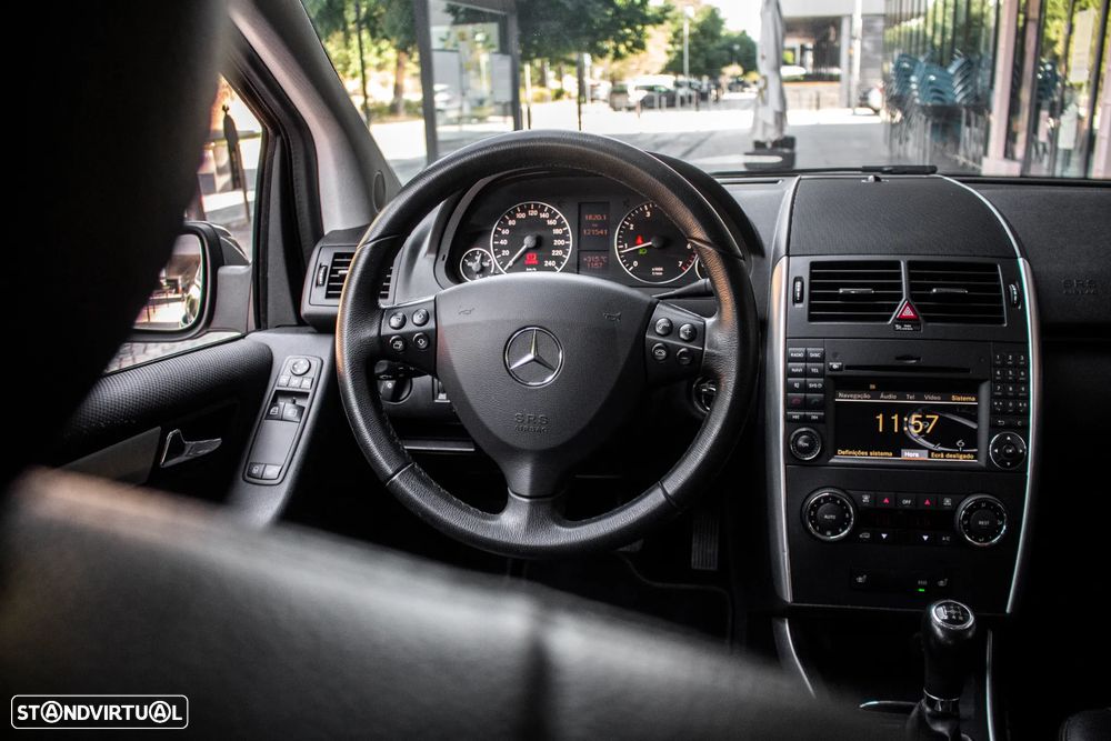 Mercedes-Benz A 160 BlueEFFICIENCY Avantgarde - 32