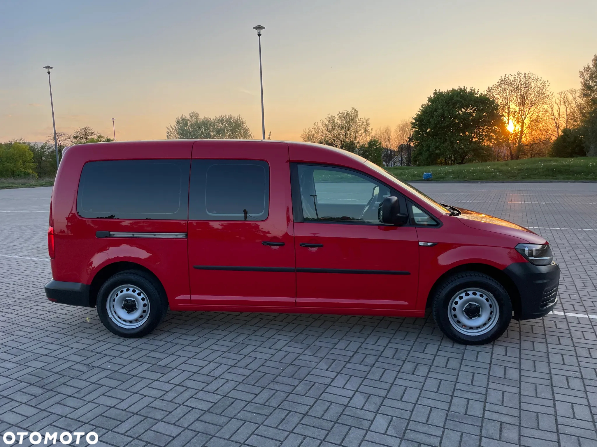 Volkswagen Caddy 2.0 TDI (5-Si.) Alltrack - 4