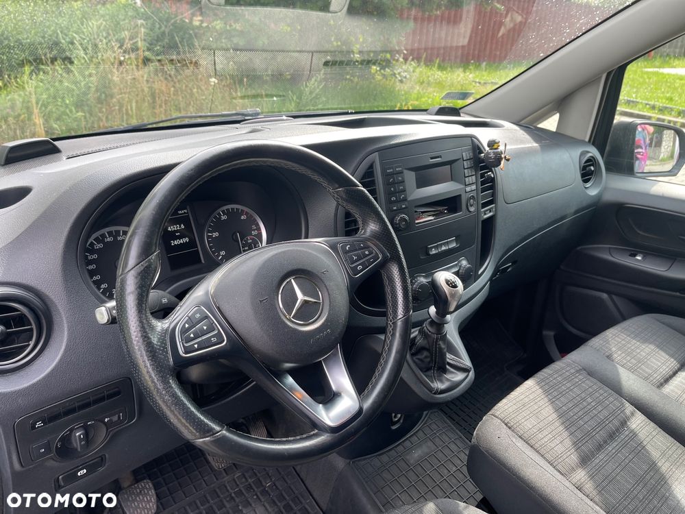 Mercedes-Benz Vito - 10