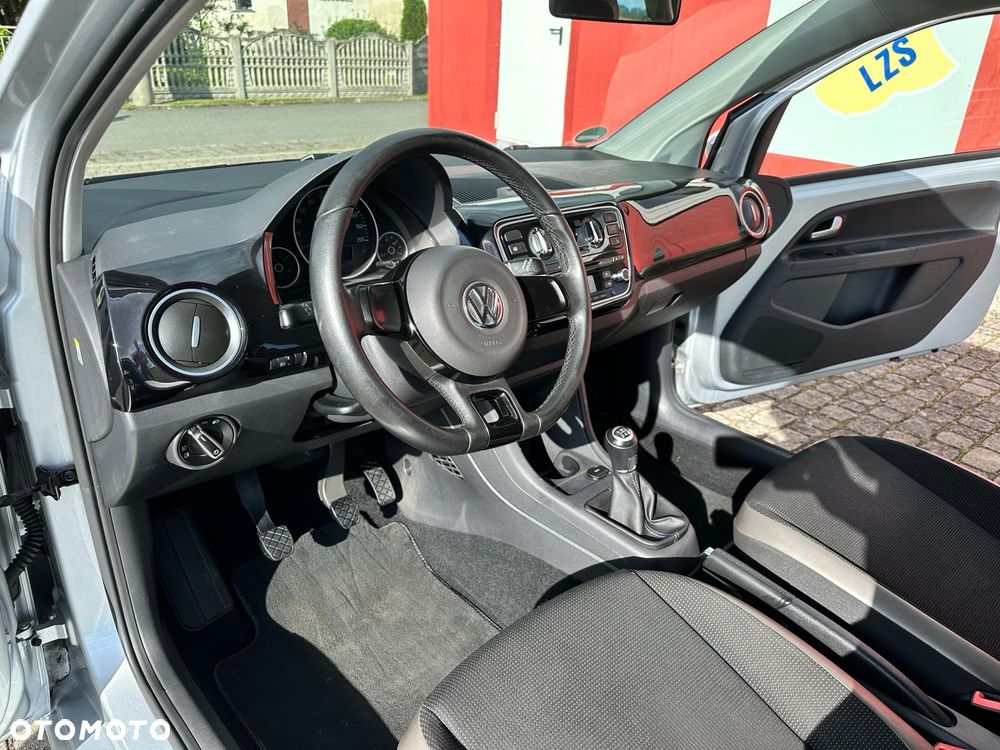 Volkswagen up! cheer - 9