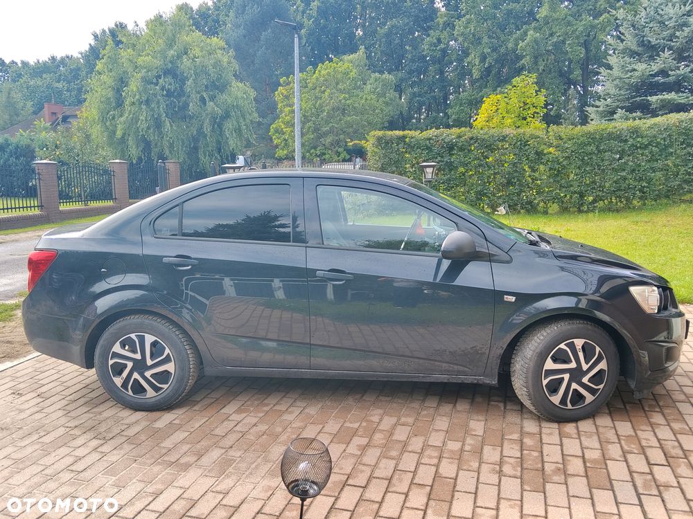 Chevrolet Aveo 1.2 LS - 3