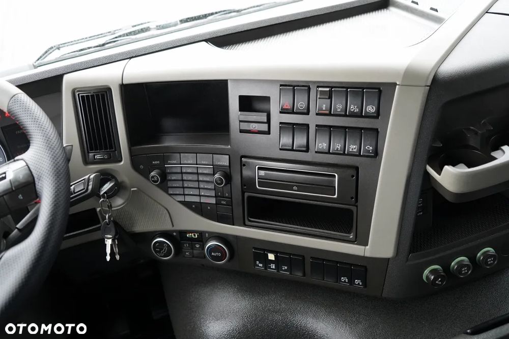 Volvo FM 460 / RETARDER / PTO /  NISKA KABINA / I-SHIFT /  EURO 6 - 29