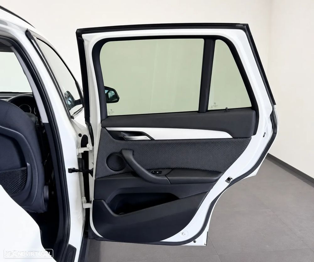 BMW X1 16 d sDrive Advantage - 46
