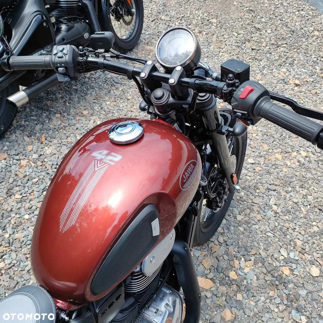 Jawa 350 - 4