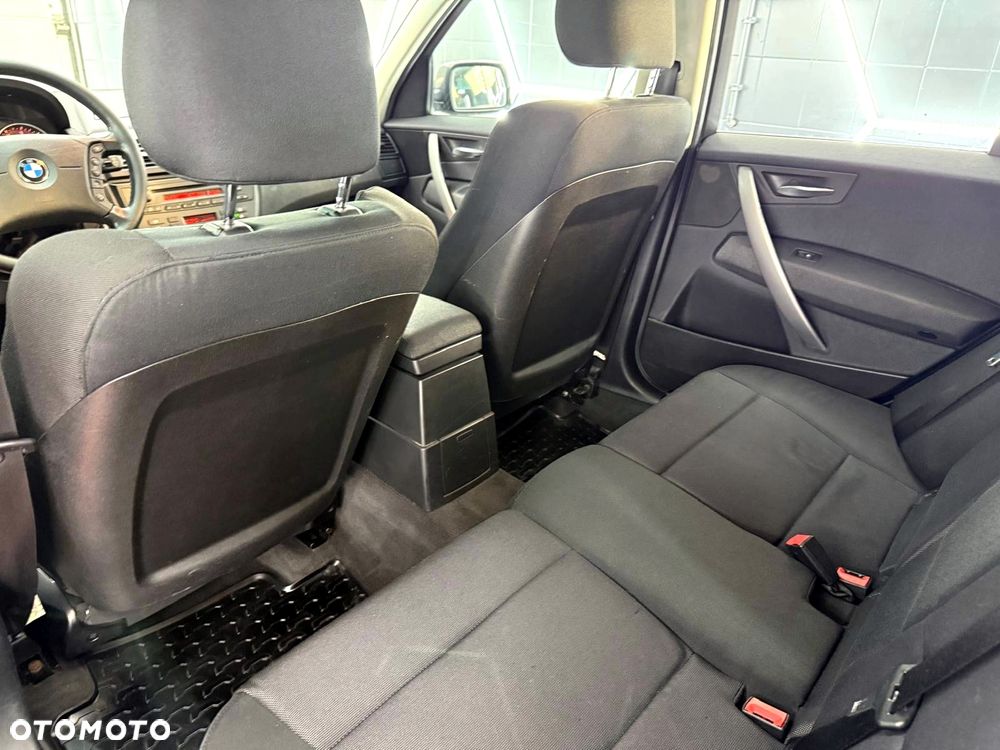 BMW X3 2.0d - 23