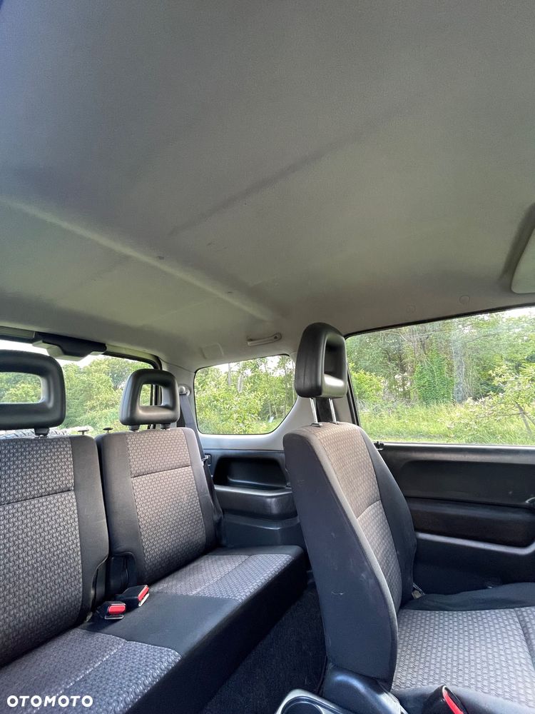 Suzuki Jimny - 11