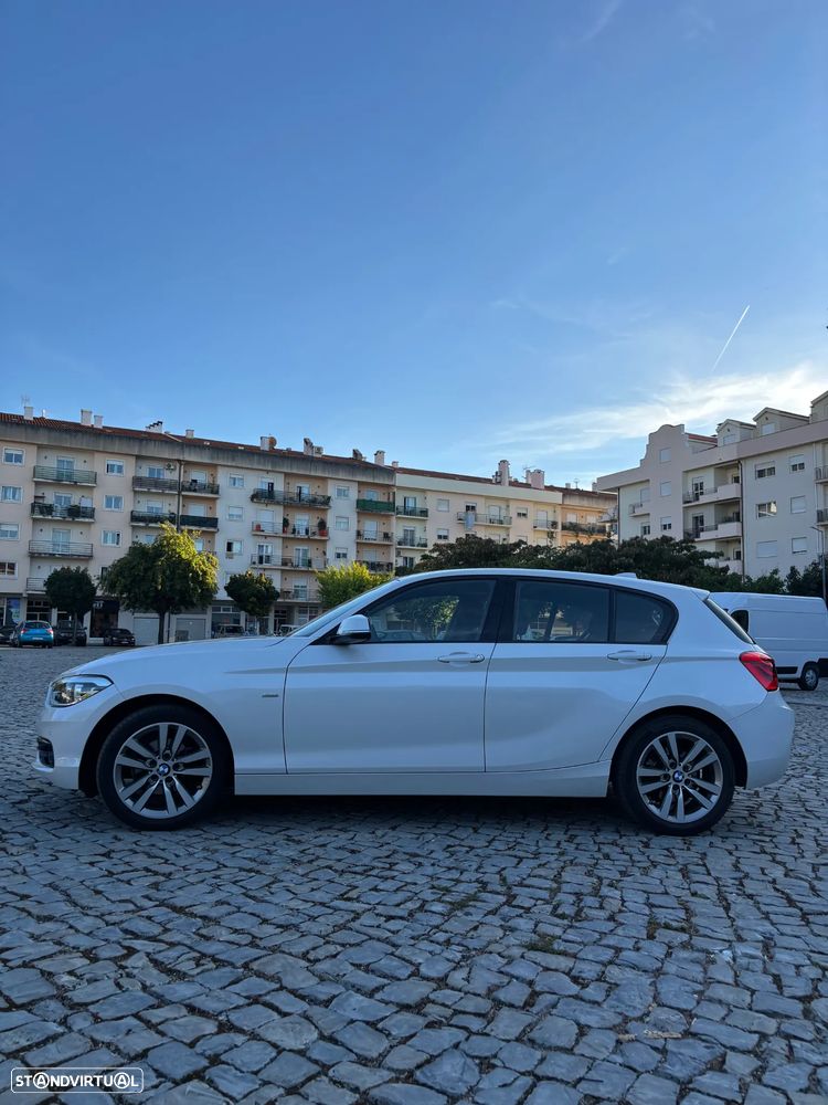 BMW 116 d Aut. Sport Line - 4