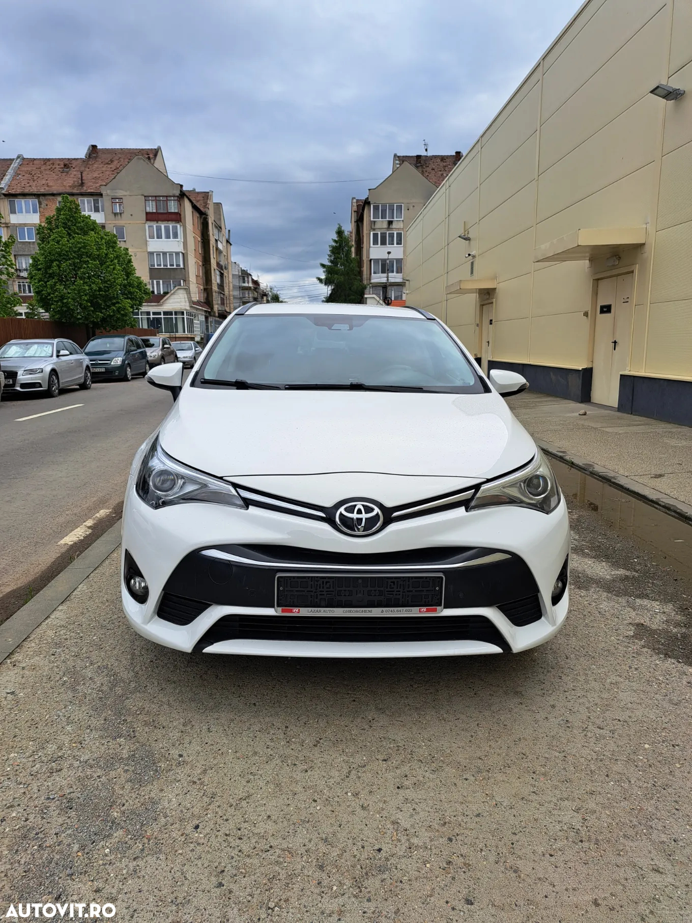 Toyota Avensis 2.0 D-4D Executive - 2