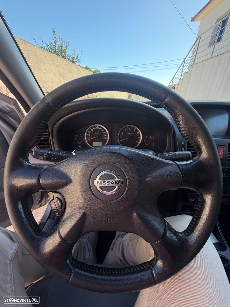 Nissan Almera - 8