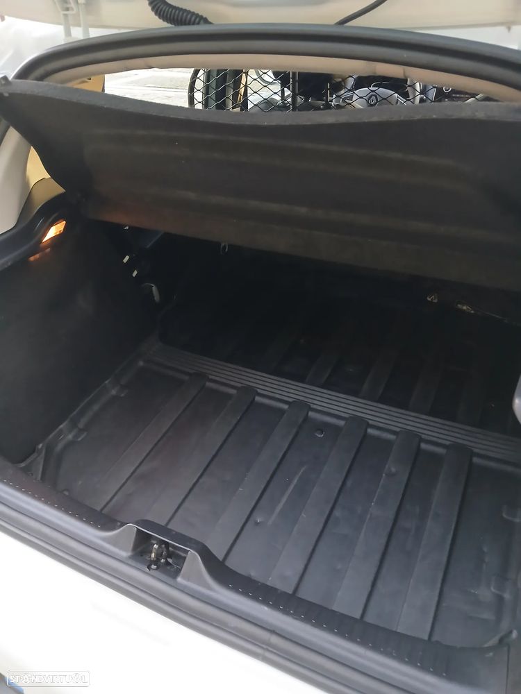 Renault Clio 1.5 DCI - 10