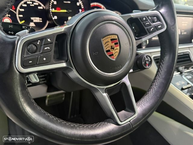 Porsche Panamera Sport Turismo - 44