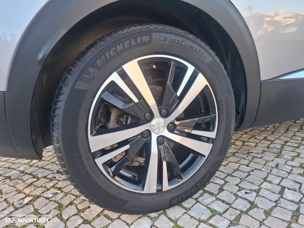 Peugeot 3008 1.6 Hybrid4 GT Pack e-EAT8 - 50