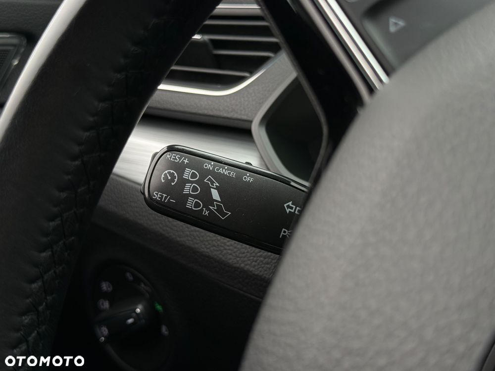 Skoda Superb 2.0 TDI SCR Ambition - 22