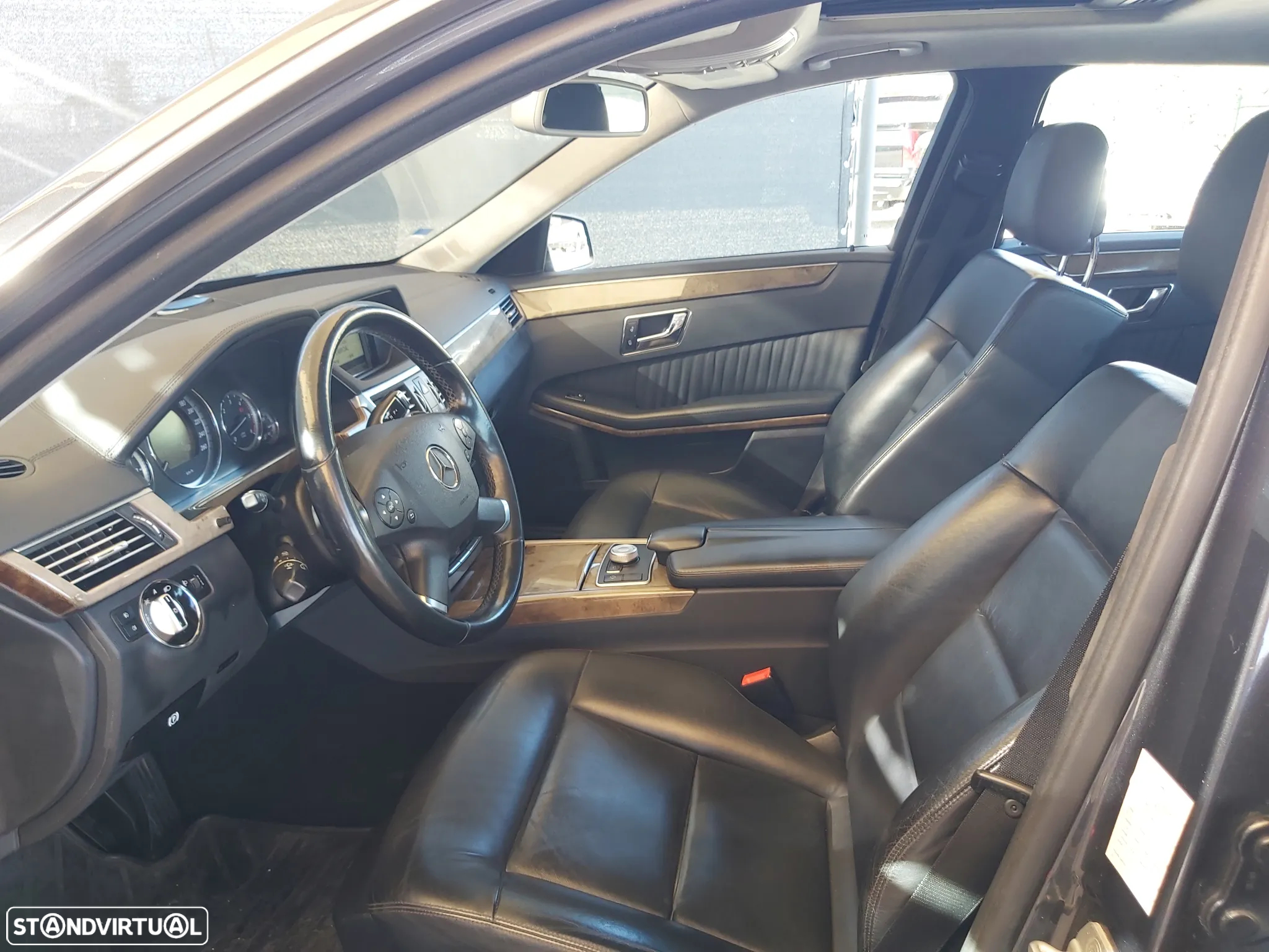 Mercedes-Benz E 350 CDi Elegance BlueEfficiency - 33