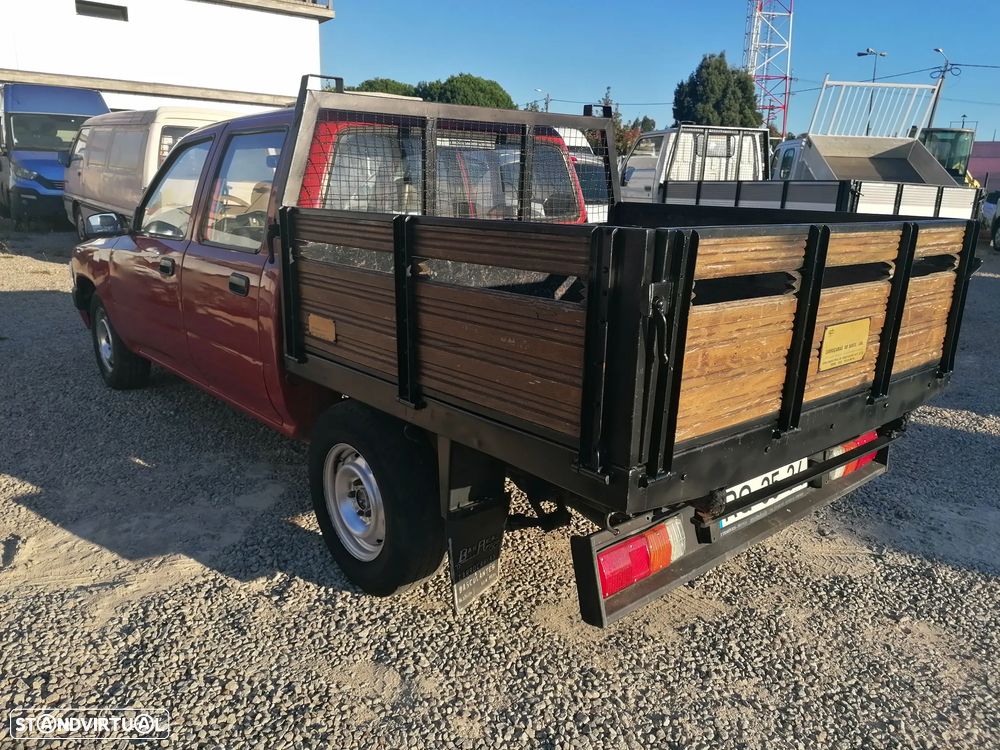 Toyota Hilux - 5