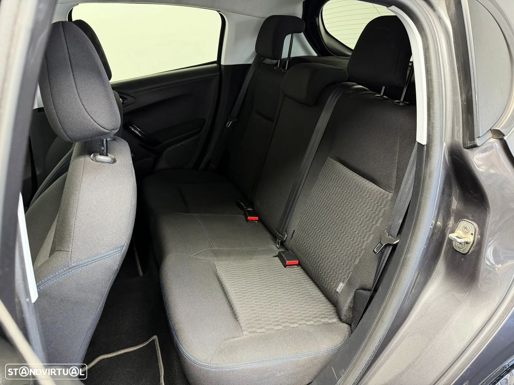 Peugeot 208 1.2 PureTech Style - 9