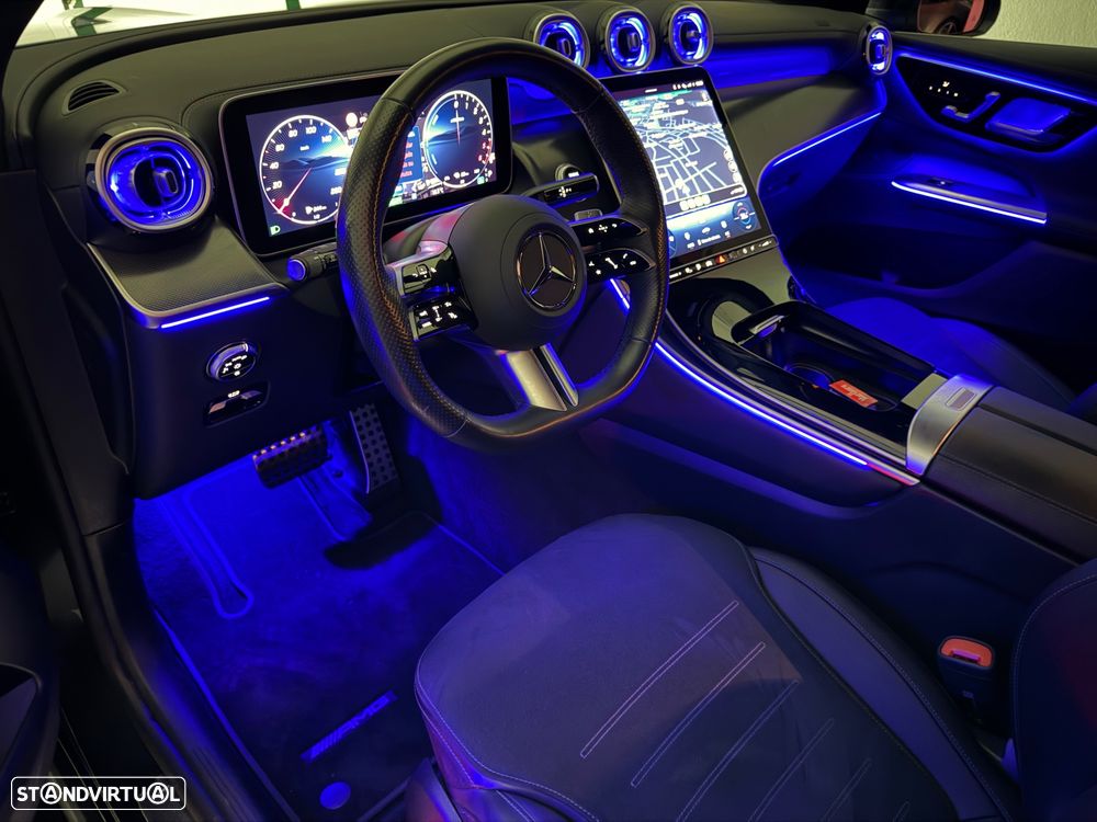 Mercedes-Benz GLC 300 de 4Matic 9G-TRONIC AMG Line Plus - 36