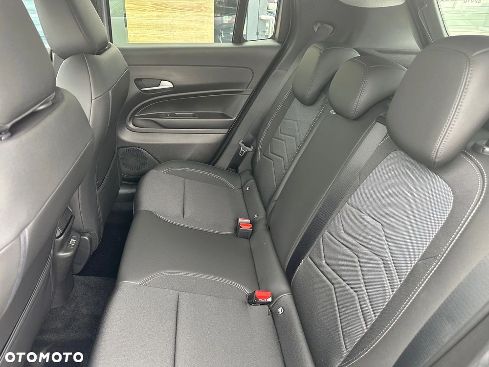 Jeep Avenger 1.2 T3 mHEV Summit FWD eDCT6 - 13