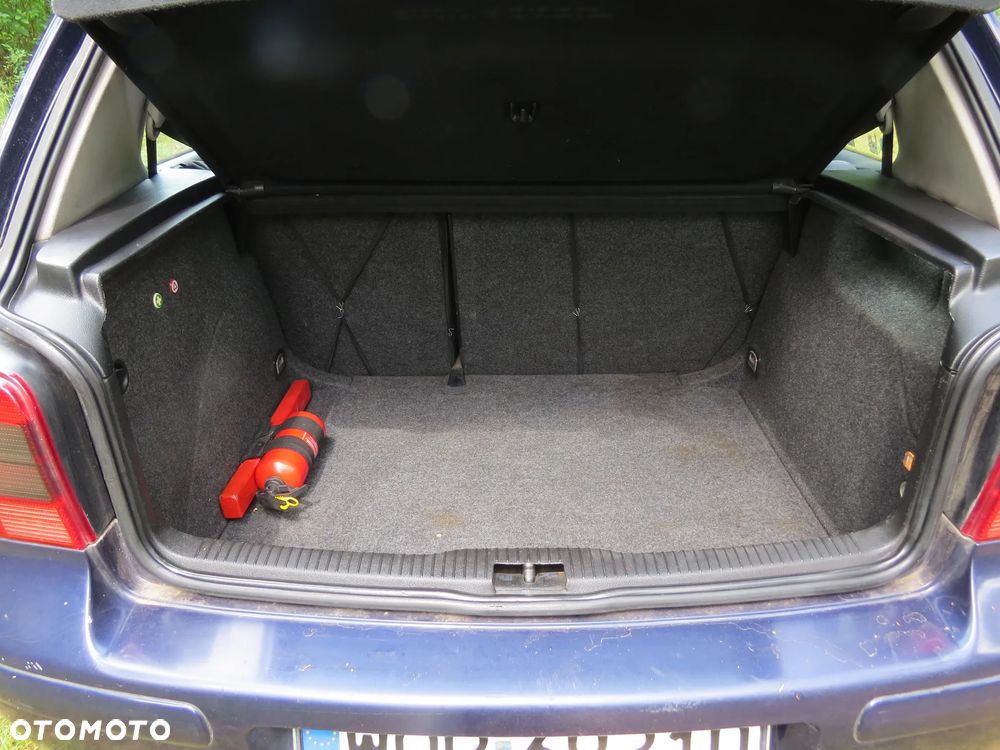 Volkswagen Golf - 16