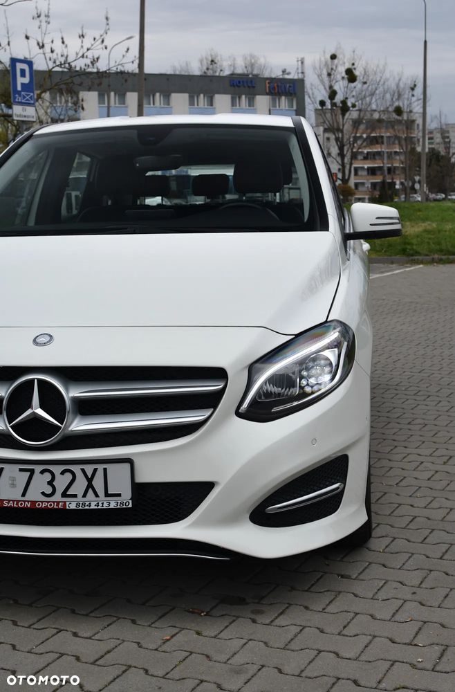 Mercedes-Benz Klasa B 200 7G-DCT Urban - 12