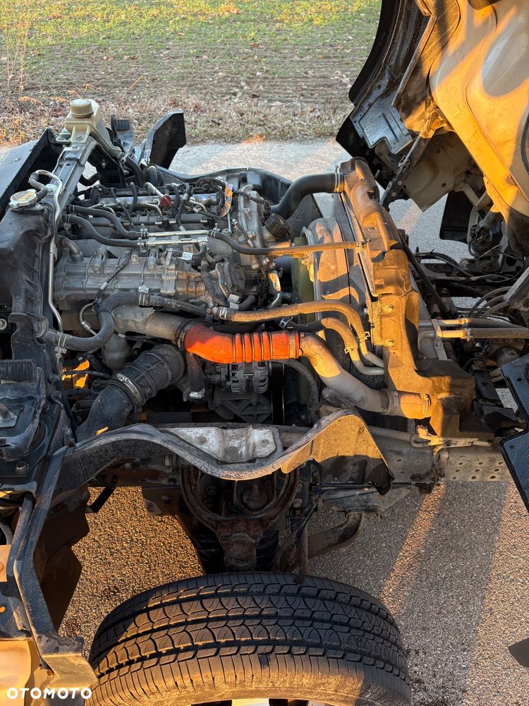 Mitsubishi Fuso Canter - 12