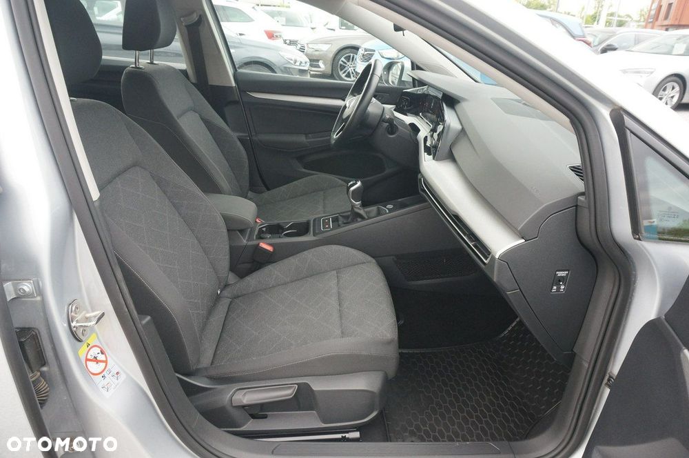 Volkswagen Golf VIII 2.0 TDI Life - 27