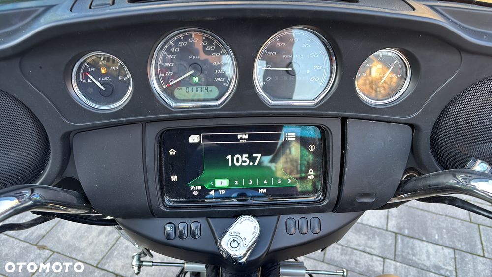 Harley-Davidson Tri Glide - 3