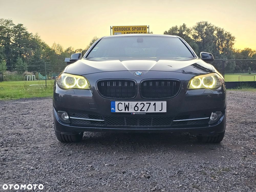 BMW Seria 5 530d Luxury Line - 9