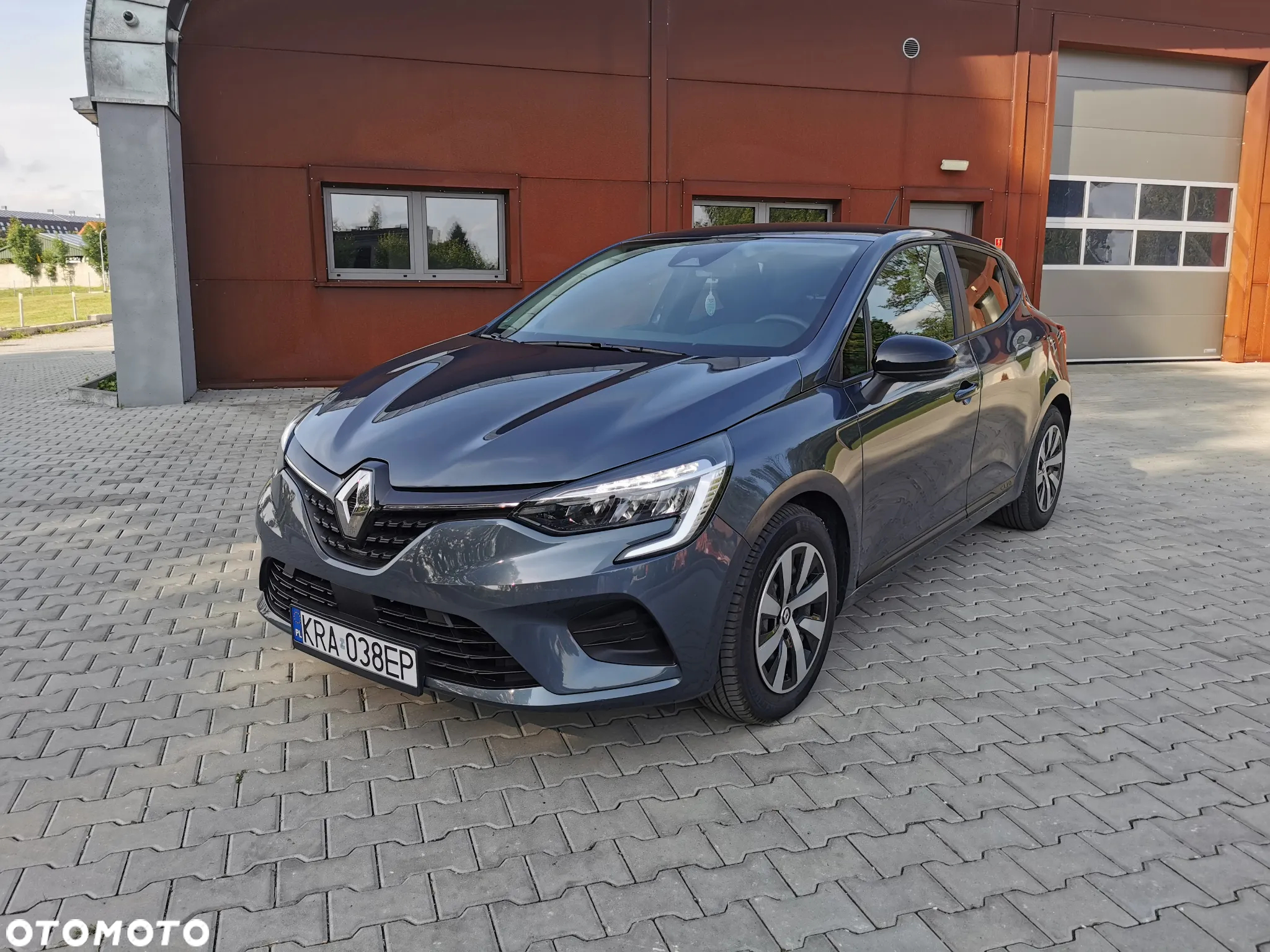 Renault Clio E-TECH Full Hybrid 145 E-TECH engineered - 4