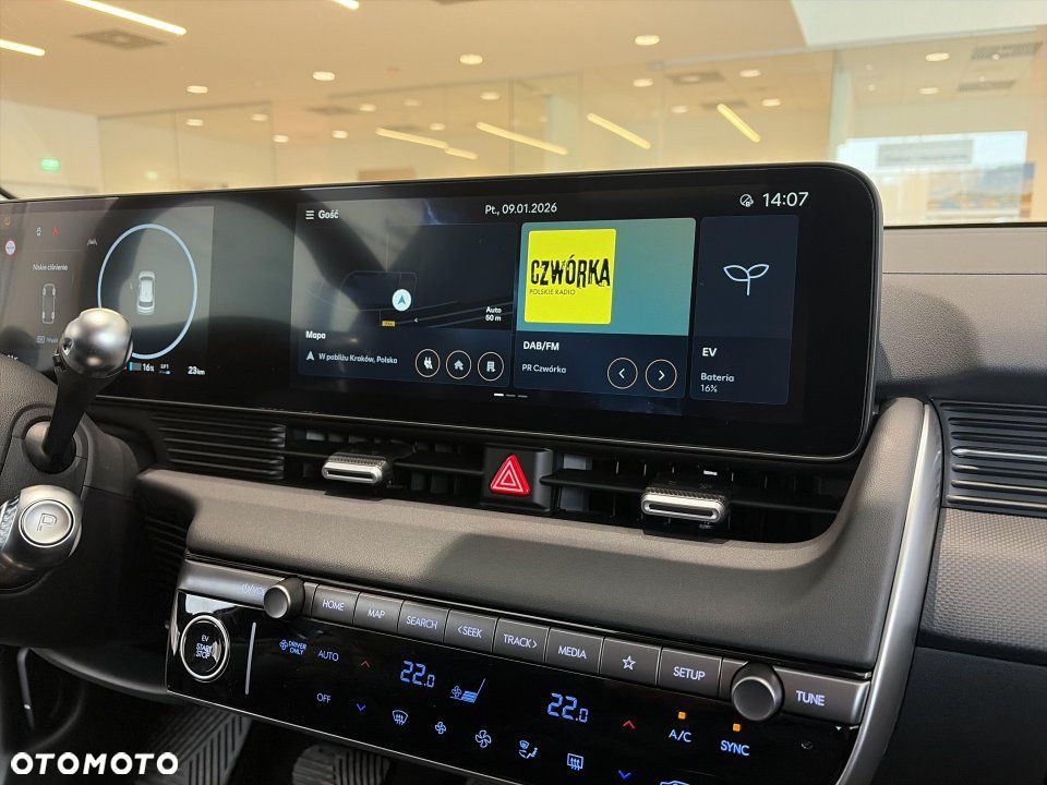 Hyundai IONIQ 5 - 12